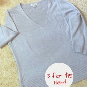 🔥3for$15🔥 V Neck Grey Sweater